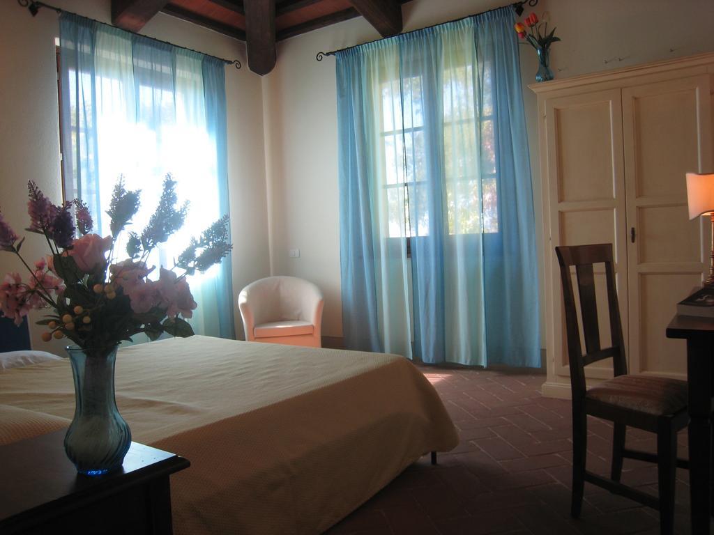 Seven Cortona Bed and Breakfast Værelse billede