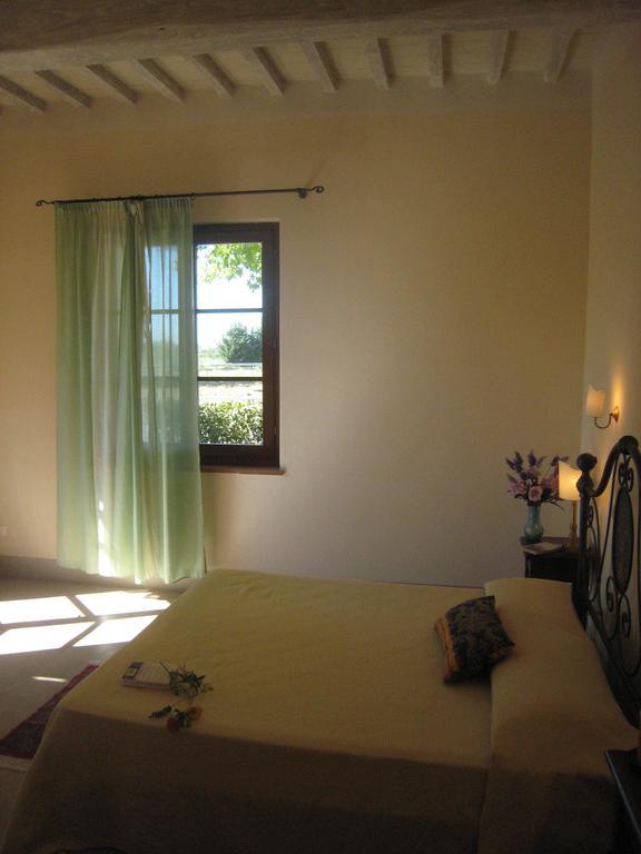 Seven Cortona Bed and Breakfast Værelse billede